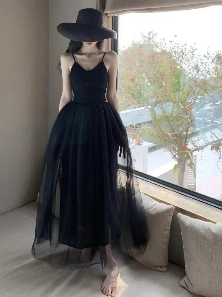 Aiertu Sleeveless Dress Women Mesh Long A-line Black Retro Elegant V Neck Fairy Sexy Pleated Sundress Summer Evening Party Ball Gown