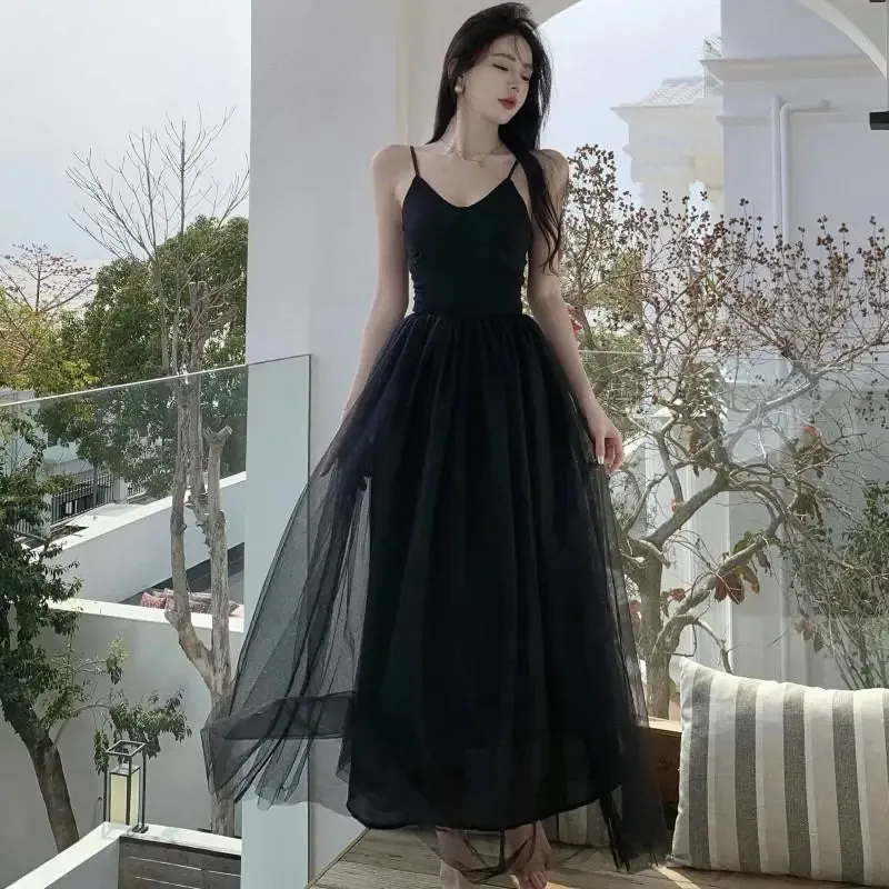 Aiertu Sleeveless Dress Women Mesh Long A-line Black Retro Elegant V Neck Fairy Sexy Pleated Sundress Summer Evening Party Ball Gown