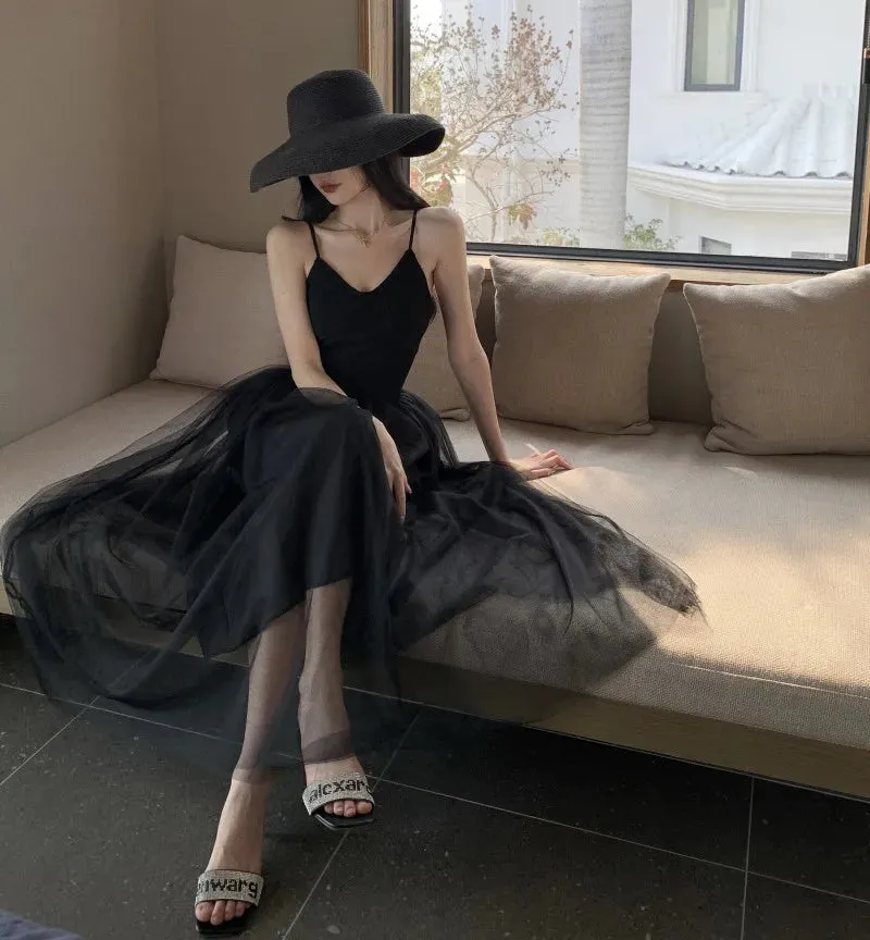 Aiertu Sleeveless Dress Women Mesh Long A-line Black Retro Elegant V Neck Fairy Sexy Pleated Sundress Summer Evening Party Ball Gown