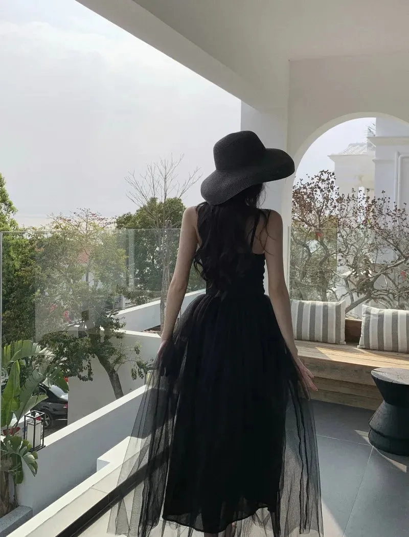 Aiertu Sleeveless Dress Women Mesh Long A-line Black Retro Elegant V Neck Fairy Sexy Pleated Sundress Summer Evening Party Ball Gown