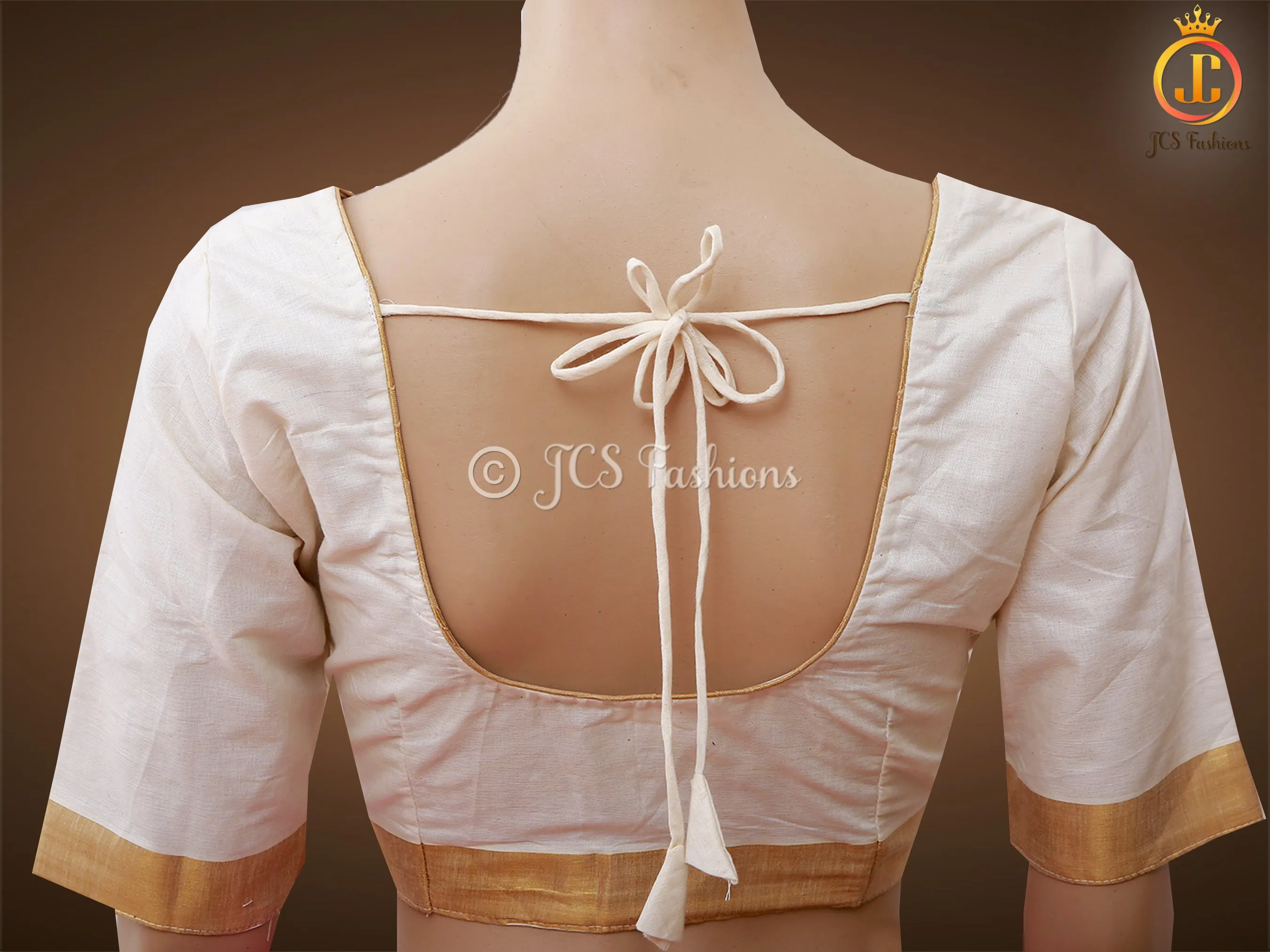 Flaunt your elegance with our Kerala saree in silk cotton fabric
