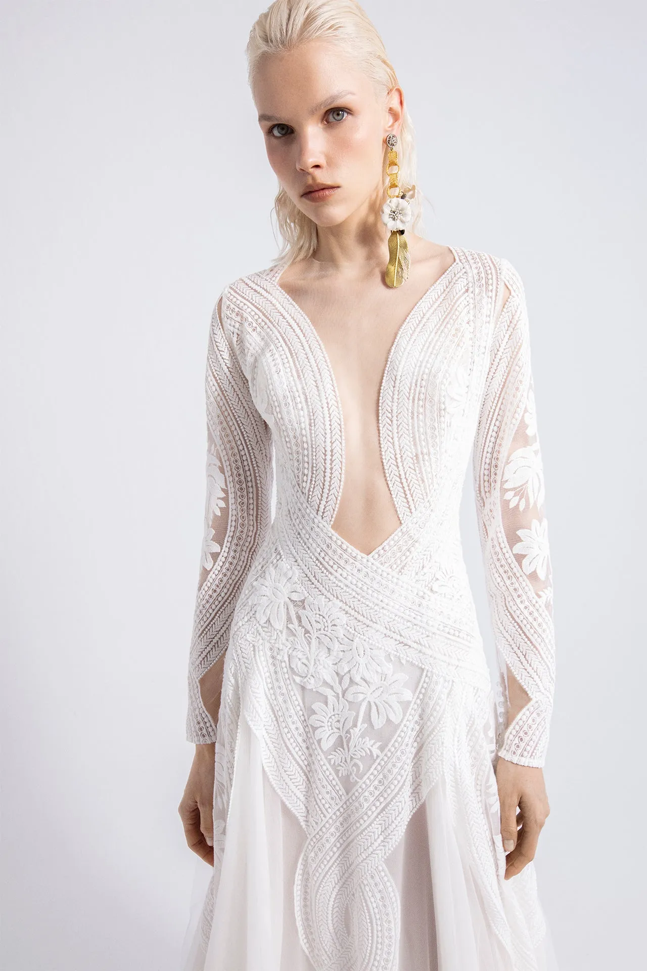 Guipure and Chiffon Long-Sleeved Flared Dress