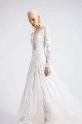 Guipure and Chiffon Long-Sleeved Flared Dress