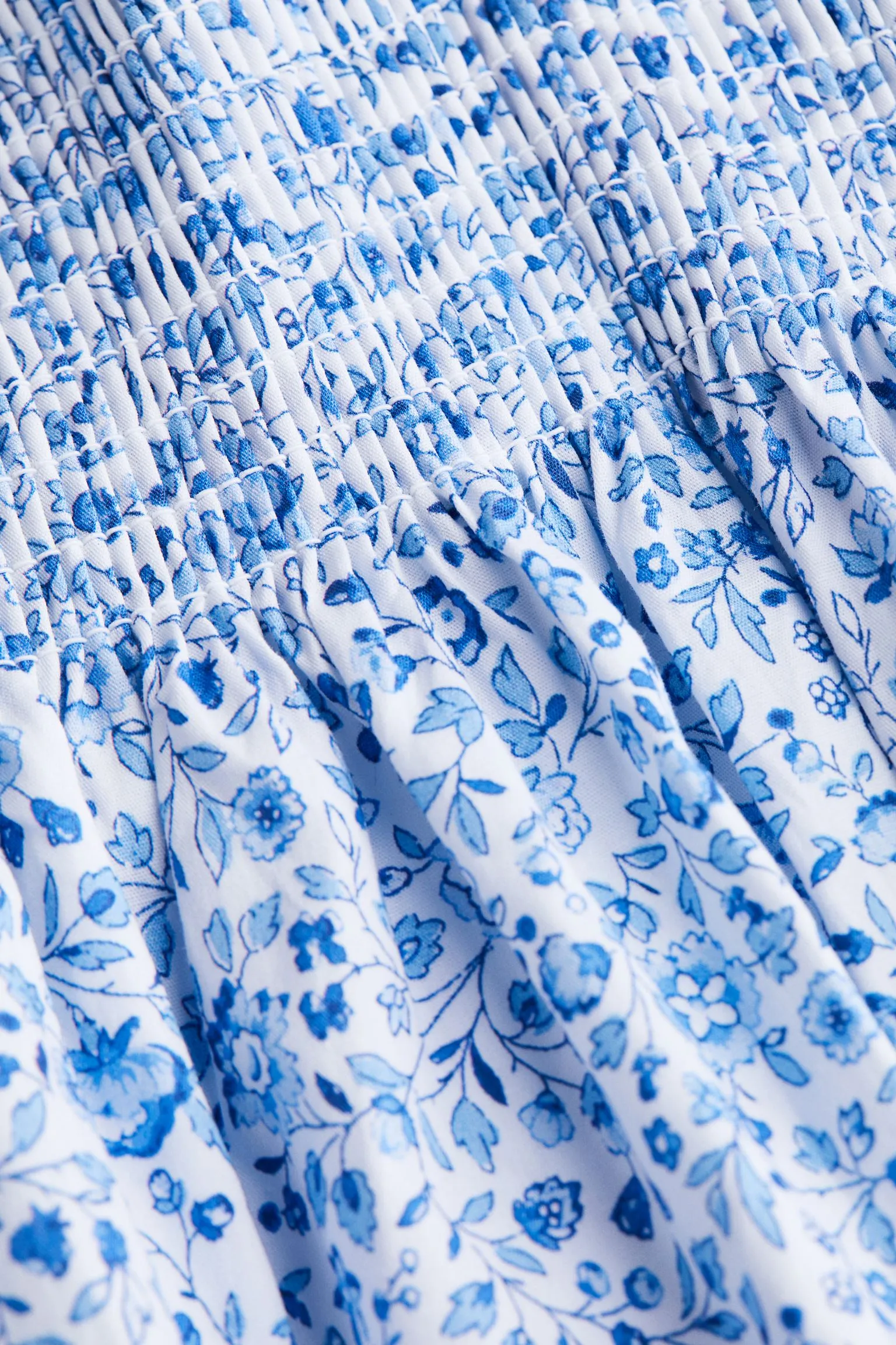 H&M Smocked Cotton dress, white/blue