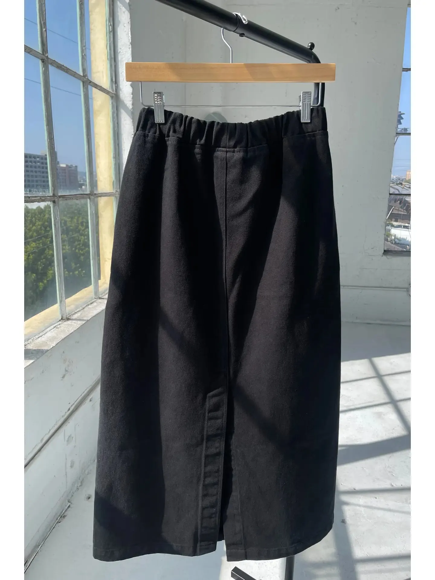 Le Bon Shoppe - Long City Skirt (Black)
