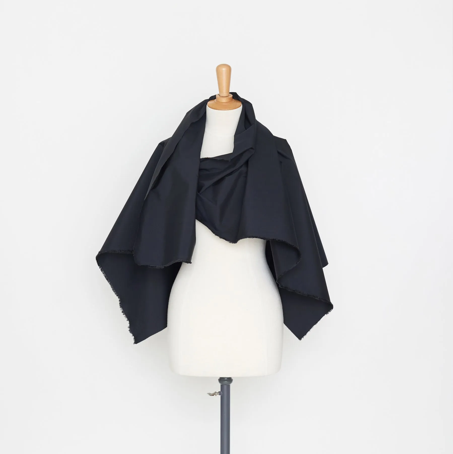 T21B00412 | Windbreaker Water Repellent Polysilk